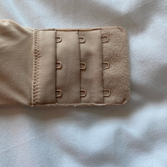 NWT Nude Torrid WireFree Push-up Plunge Bra Size 42B - Picture 5 of 8